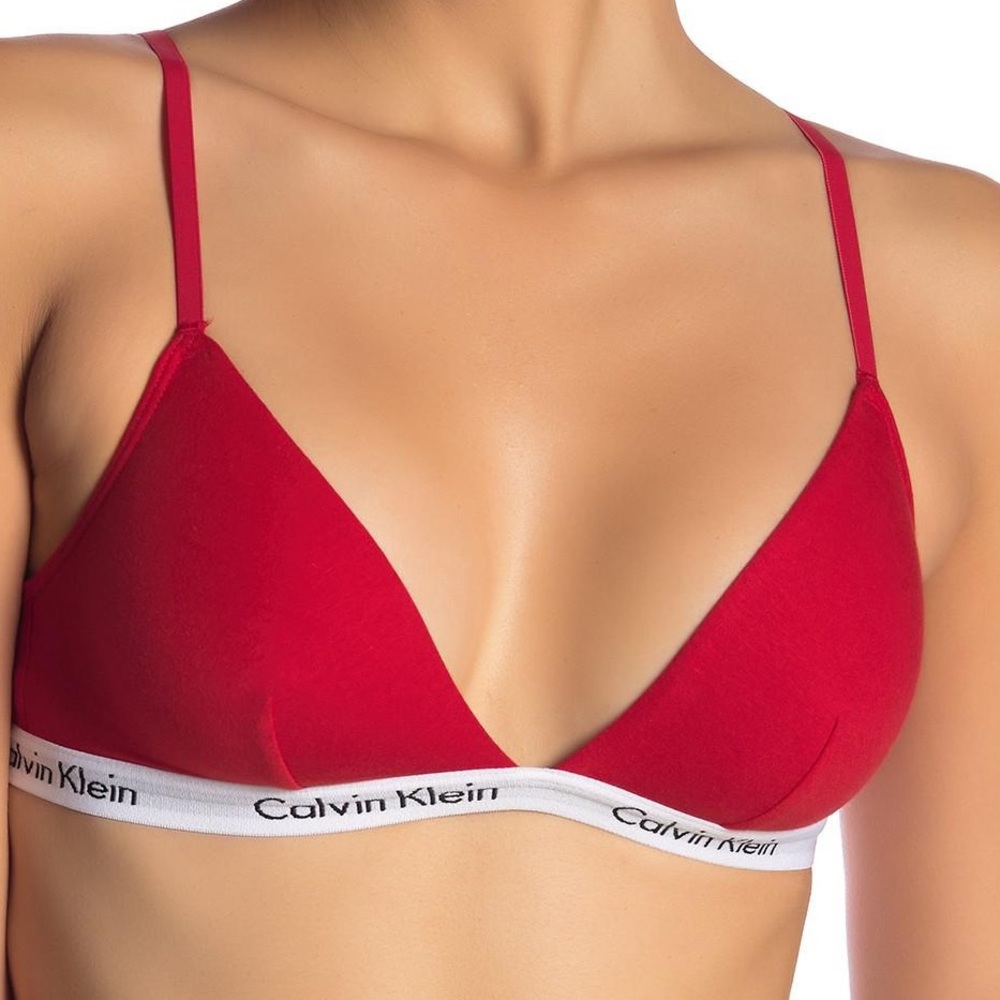 RED CALVIN KLEIN BRALETTE